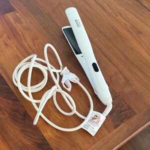 The Beachwaver Co. Ivory Hair Tool